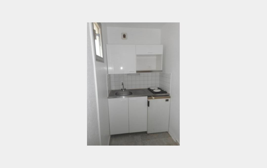 Annonces FABREGUES : Appartement | MONTPELLIER (34000) | 26 m2 | 517 € 