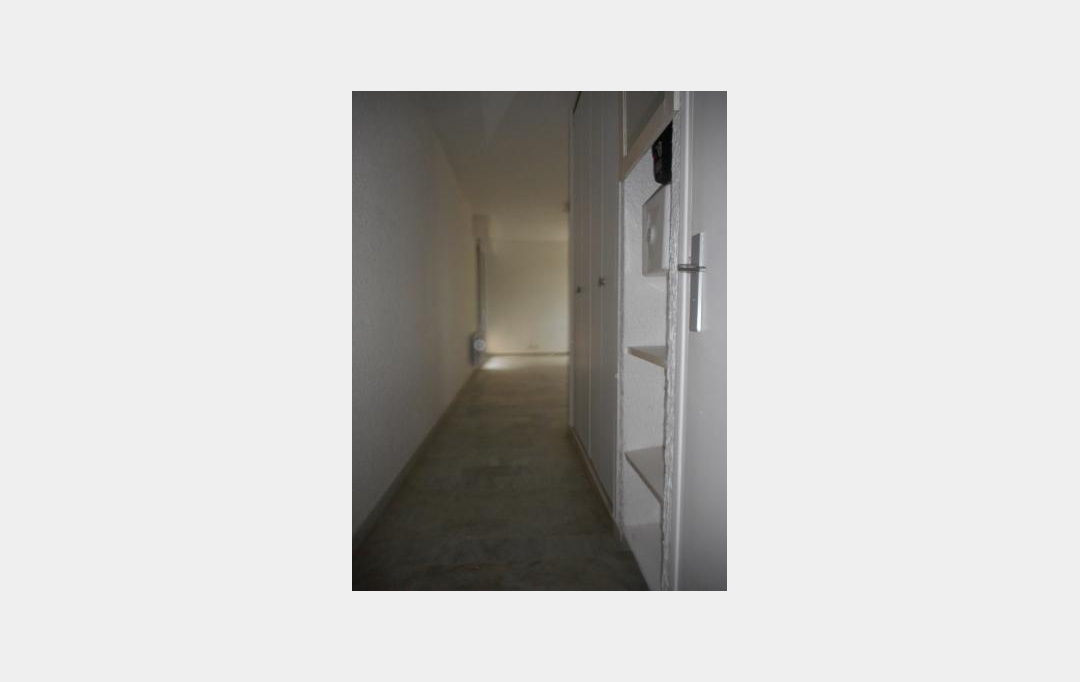 Annonces FABREGUES : Apartment | MONTPELLIER (34000) | 26 m2 | 517 € 