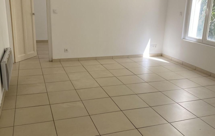  Annonces FABREGUES Appartement | MONTPELLIER (34000) | 40 m2 | 656 € 